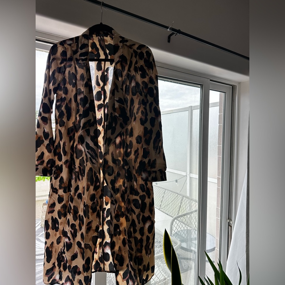 Cheetah full length trench